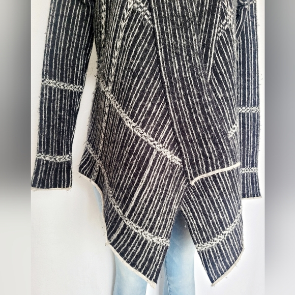 Sparrow Anthropologie Women's 100%Lamb Wool Cardigan Open Front Asym. S/M - Picture 16 of 16